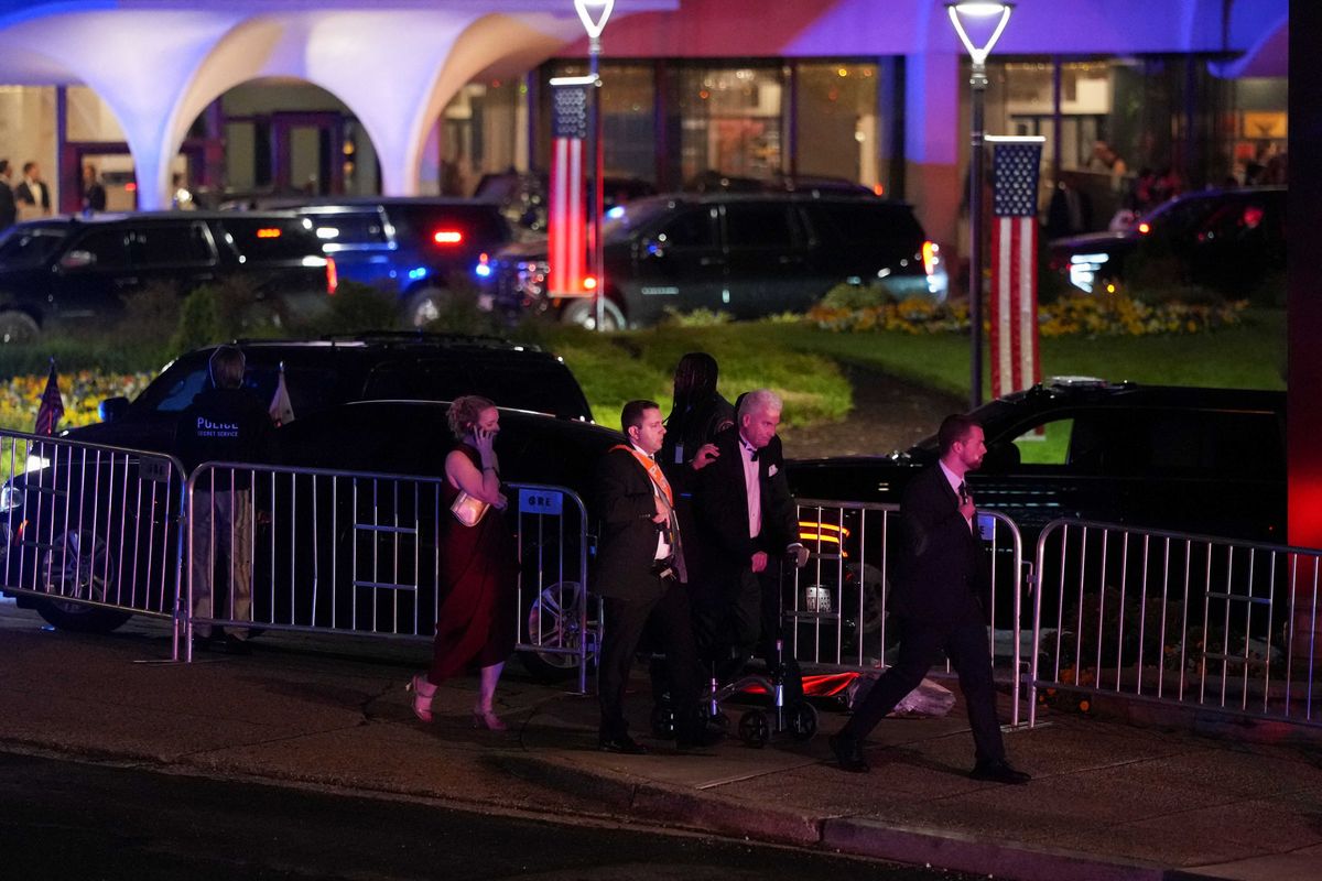 Secret Service agent hospitalized after being shot in protective vest at WHCD: report