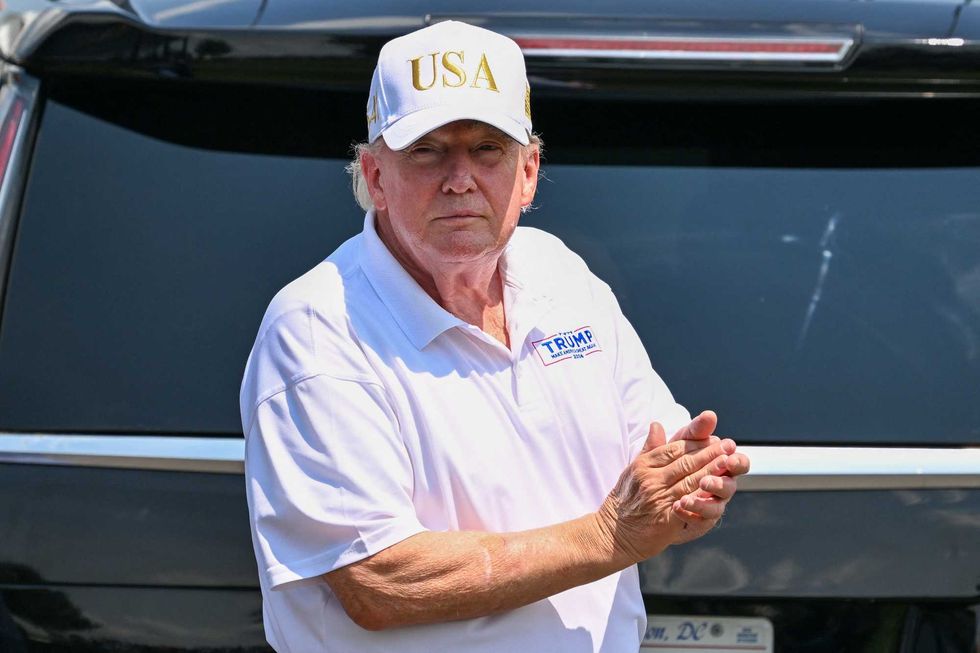 Economist alarmed as Trump's 'anemic' economy pushes Americans to the brink