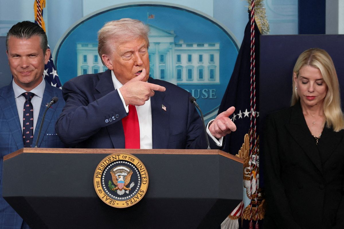Trump erupts at Pelosi in baseless insider trading rant over impeachment grudges