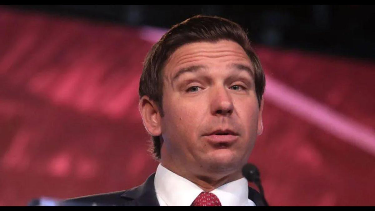 'Authoritarian-curious' Ron DeSantis is 'acting like Fidel Castro': Florida prosecutor