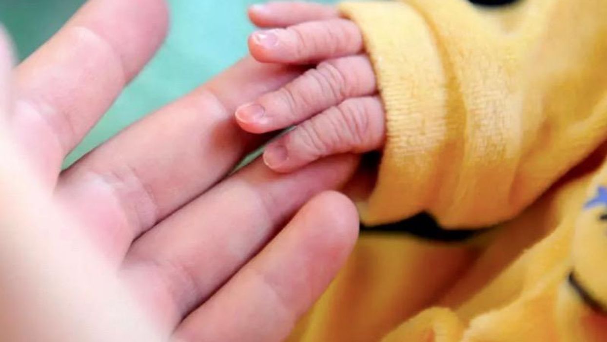 First baby born after uterus transplant in France
