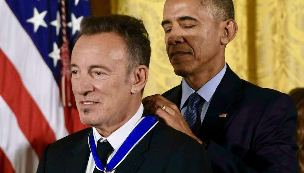 'You want me to do what?' How buddies Bruce and Barack made a podcast