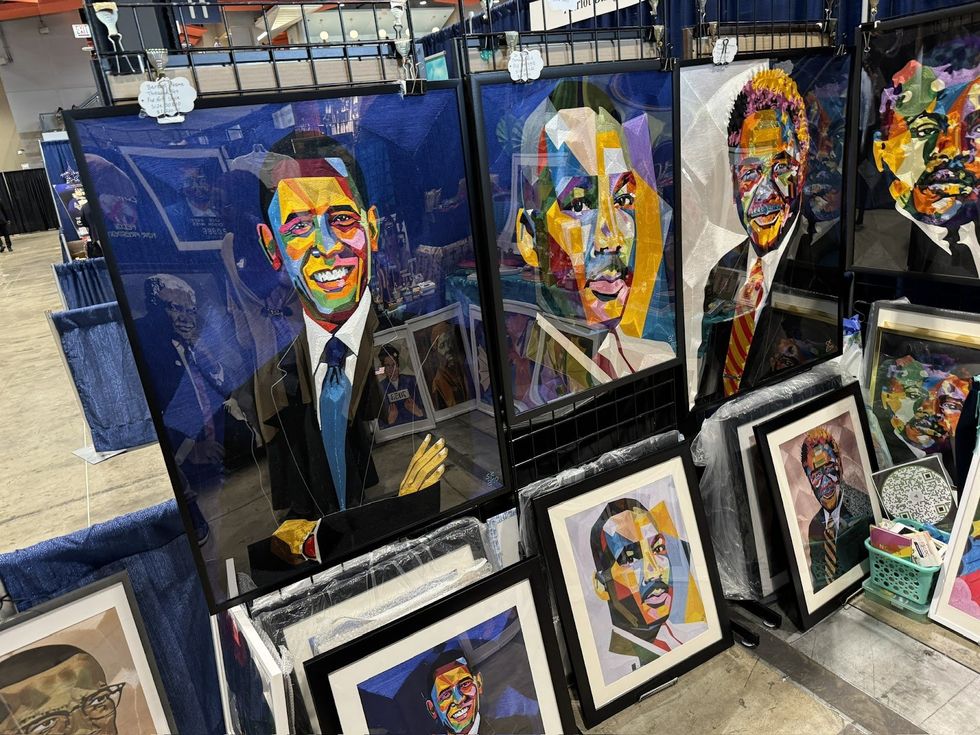 Barack Obama art on display in Chicago