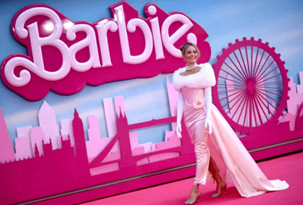 Sublime! 'Barbie' tops $1 billion globally in first for solo woman director