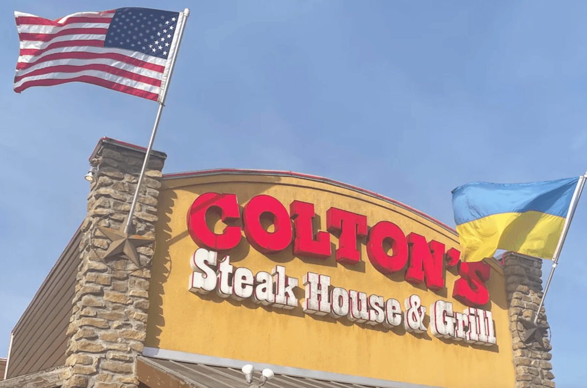 Kentucky restaurant faces hateful backlash for demonstrating support for Ukraine