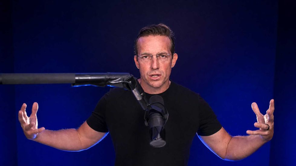 'Violation': Russian-paid MAGA host melts down — over influencers getting foreign cash