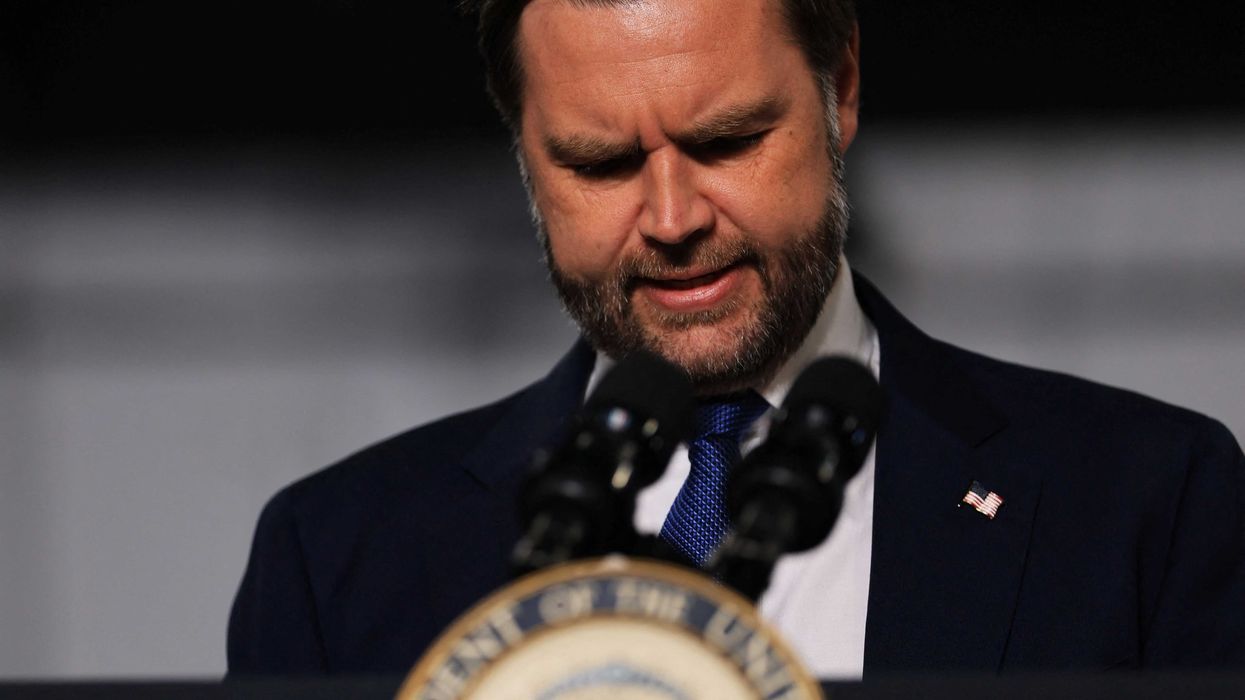 Liberal host's humiliation of JD Vance during 'unfortunate stop' on Fox News stuns analyst