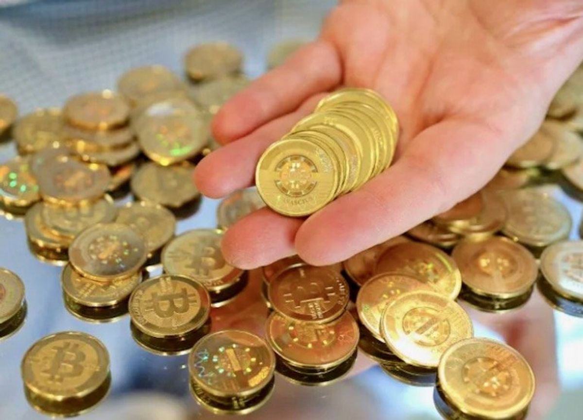 U.S. regulators authorize first bitcoin funds on public markets