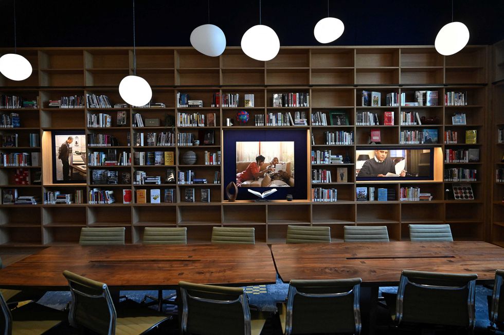 Right-wing pastor triggered by Barack Obama's presidential library