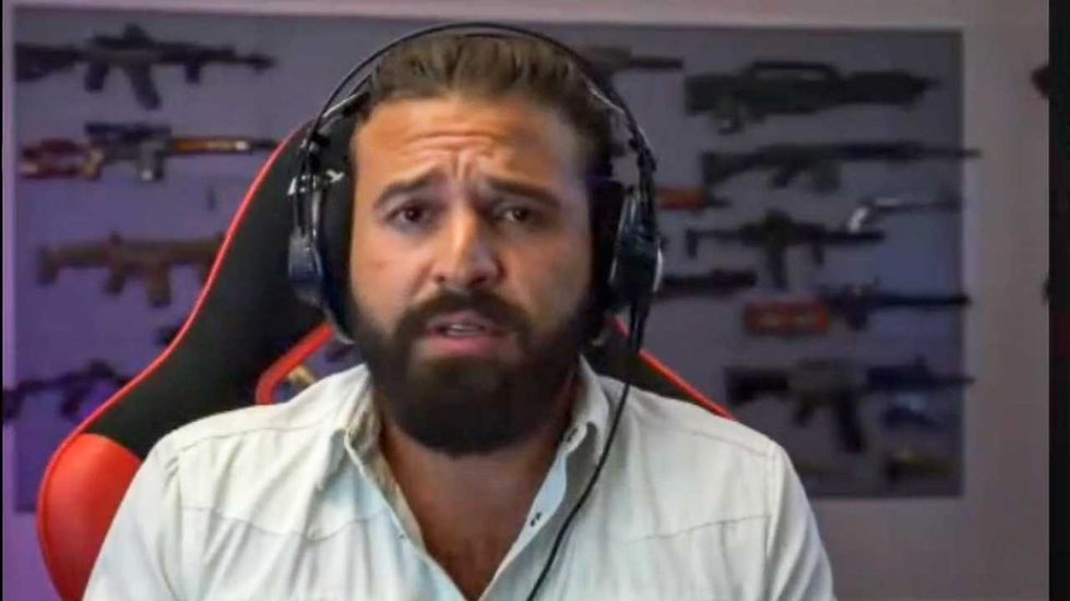 GOP candidate calls to 'bring back smoking on airplanes' as opponent battles affair claim