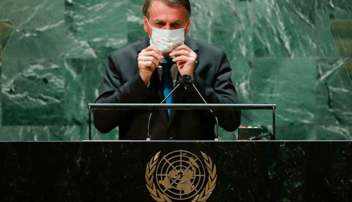 Bolsonaro tells UN he rejects vaccine passports