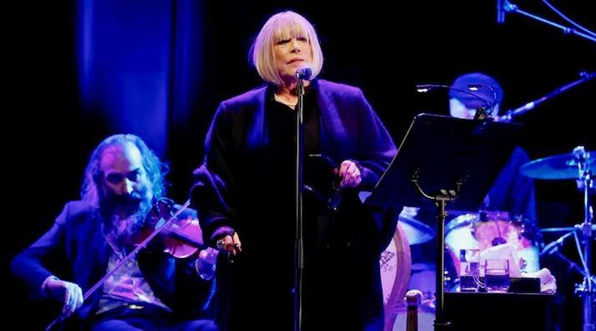 Marianne Faithfull turns to poetry as COVID robs her of song