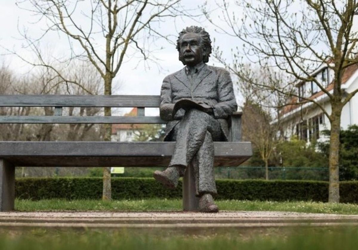 Einstein's risky Belgian stay after Hitler came to power