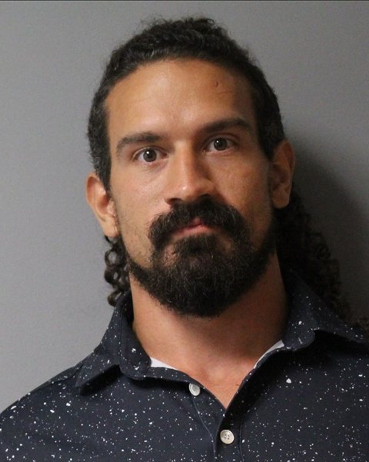 Nurse accused of sexually assaulting multiple patients surrenders license