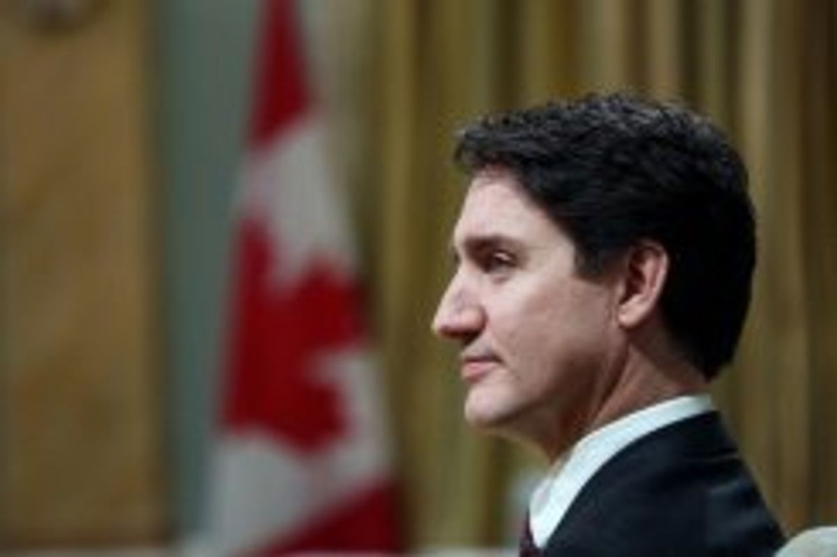 Major reshuffle as Trudeau faces party pressure, Trump taunts