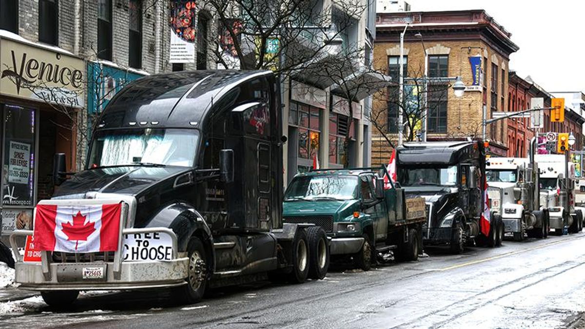 canadian truckers freedom convoy