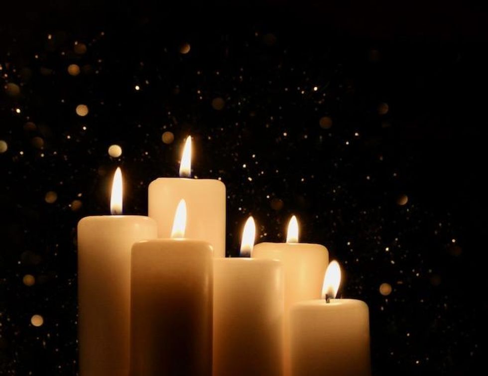 Too many smelly candles? Here’s how scents impact the air quality in your home
