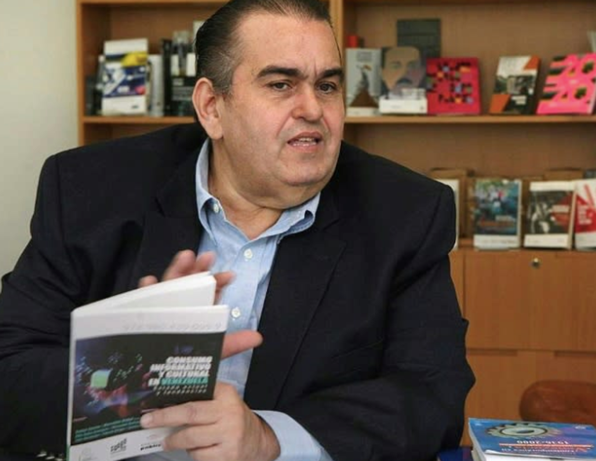 Venezuela releases detained free-speech advocate