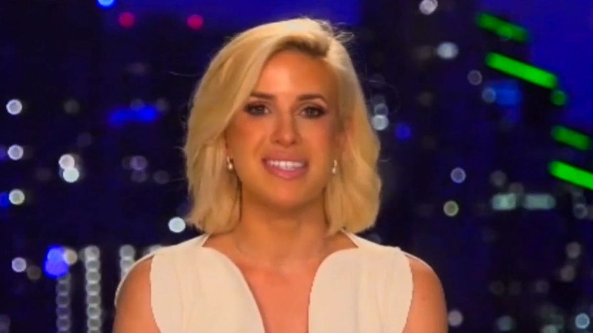 'Like a pair of glasses': Trump spokeswoman uses bizarre analogy to describe boss