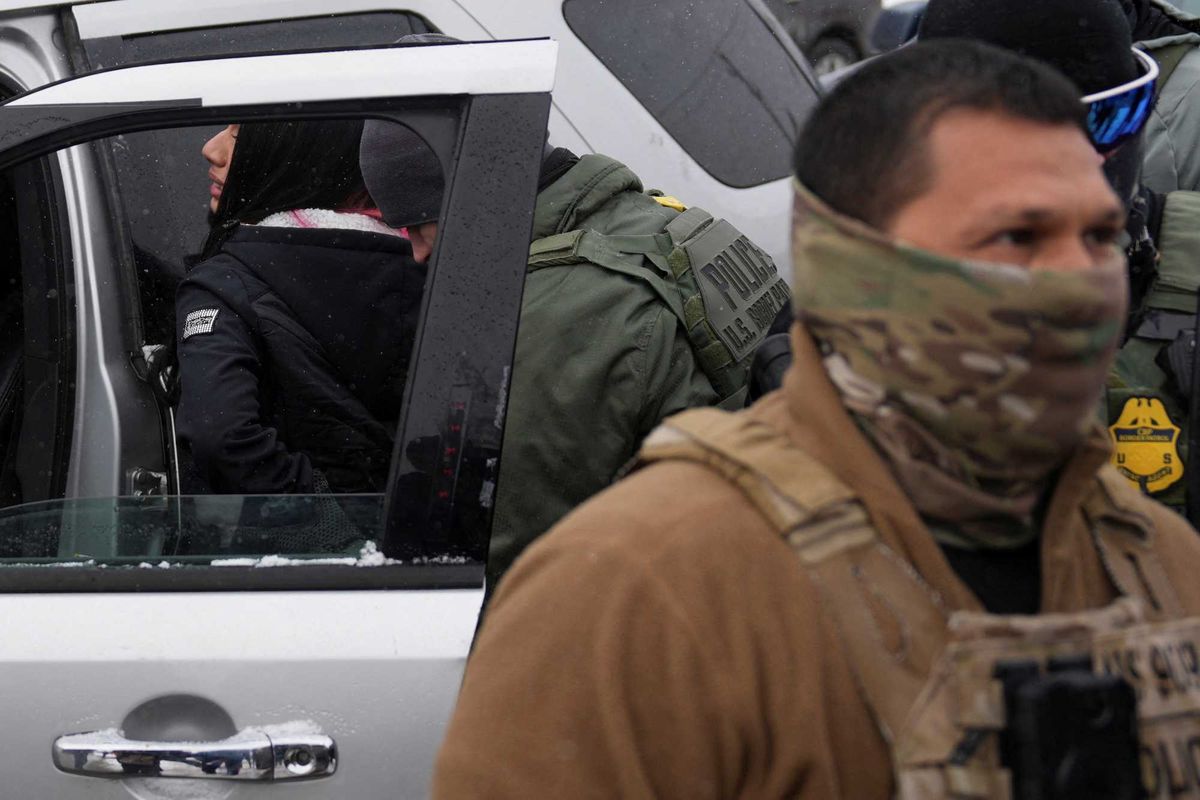 ICE agents record themselves inventing charges after picking up detainee's phone: report