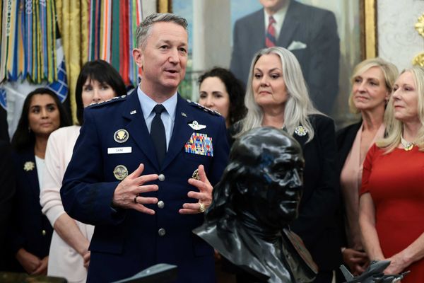 Top Trump general quietly hunting for 'off-ramp' as president's war plan falters: report