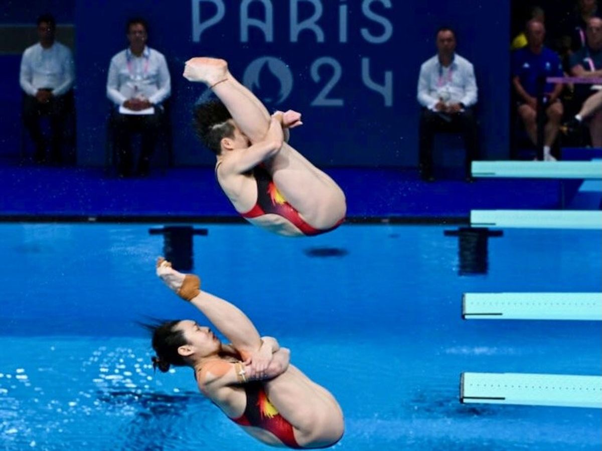 Chang, Chen bag Olympic diving gold for China