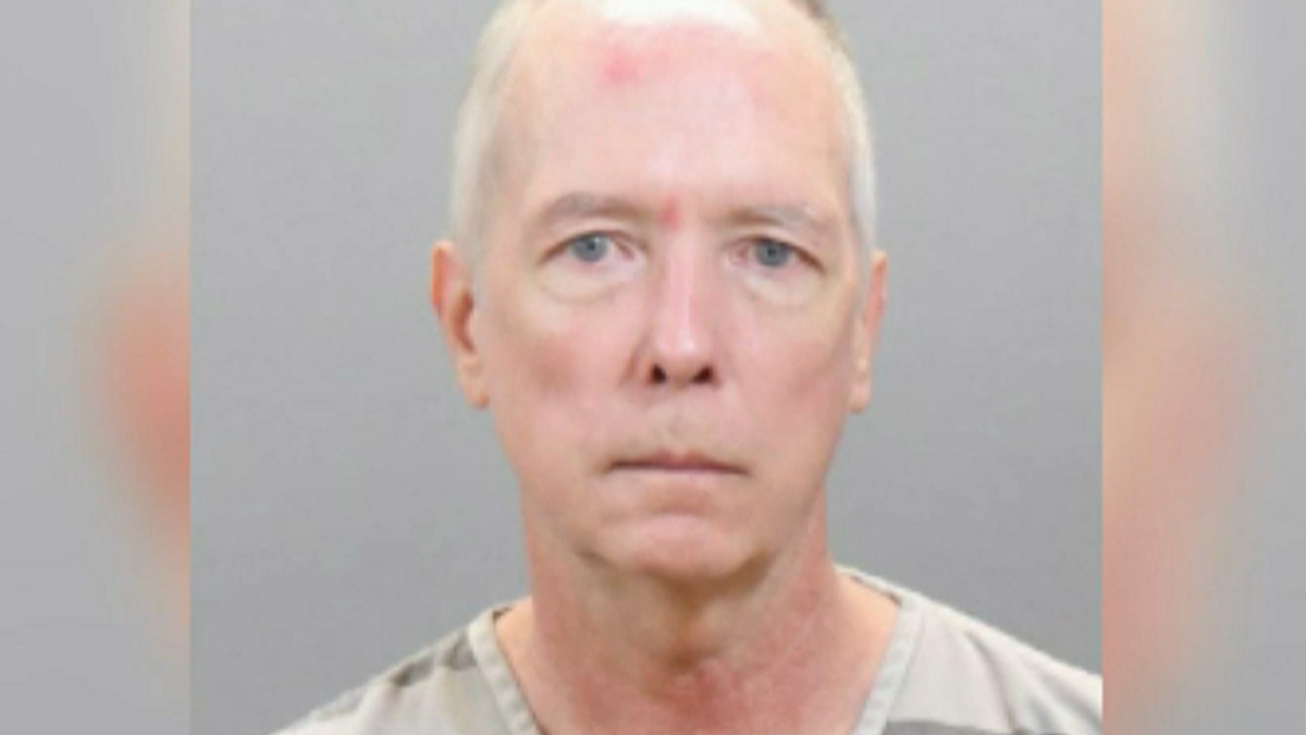 Tennessee man holds up Little Caesars with AK-47 after being told of 10-minute wait for pizza: report