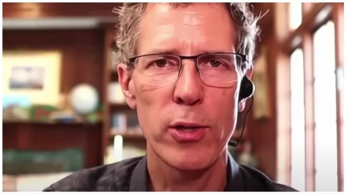 Shampoo maker heads ultra-right network that aims to make him 'warlord' of a collapsed US: Report