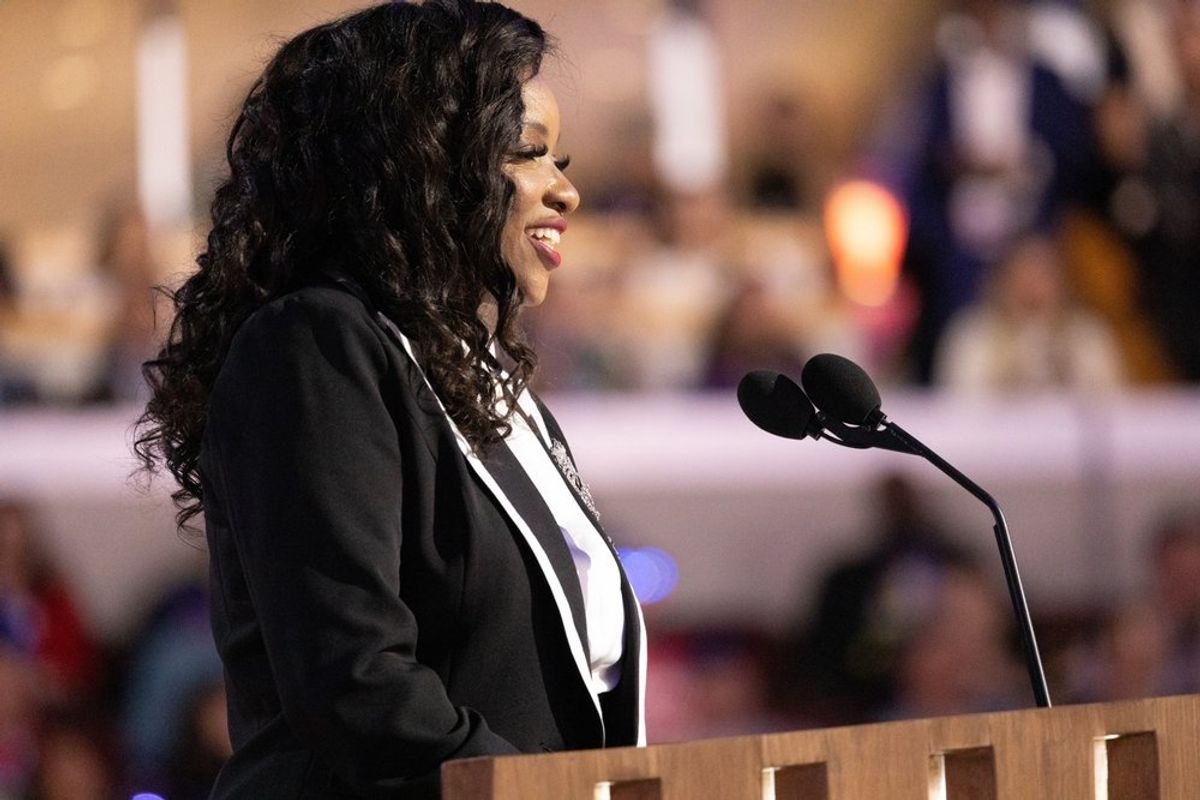 'He's a crook!' Jasmine Crockett hits back after Pam Bondi's attack on Fox News