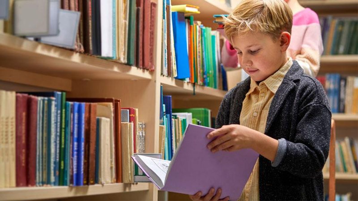'Relentless' GOP push leads to nearly 1,500 book bans in first half of school year: report