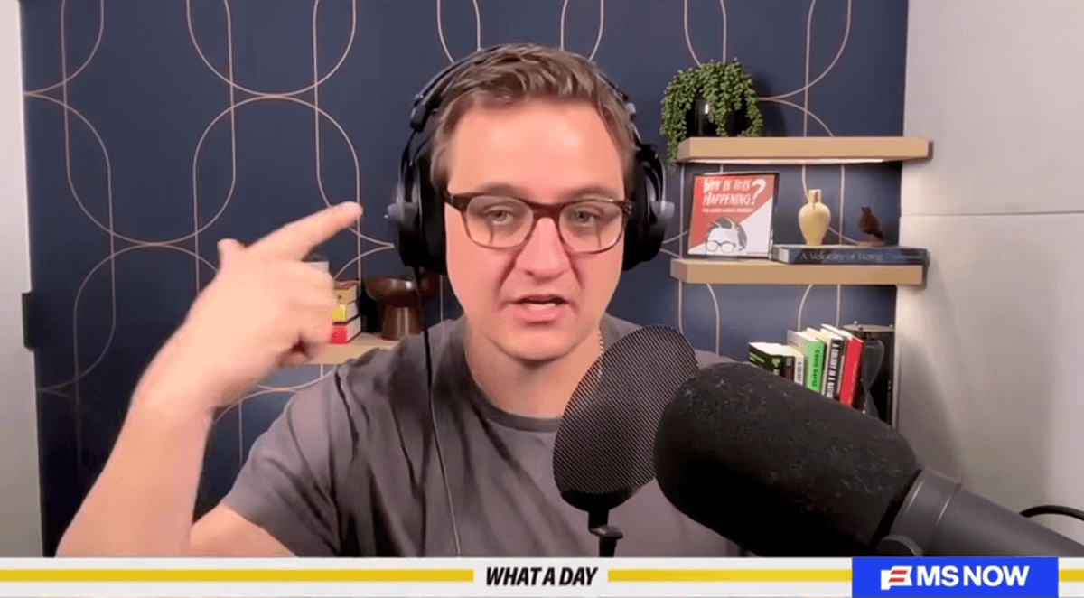 Analyst shares stark warning as Trump's 'lame duck-ness' sets in: 'Doing a terrible job'