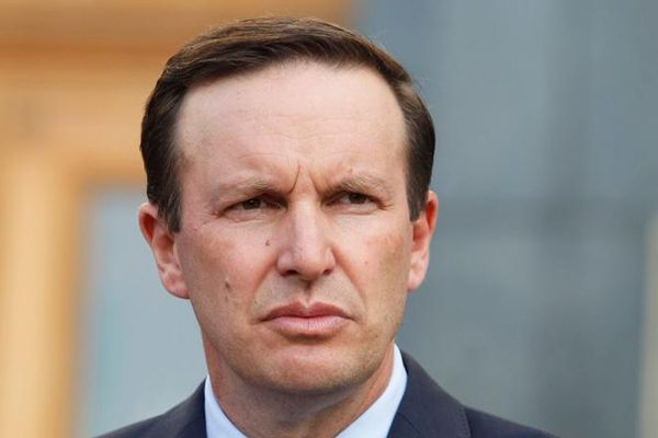 Senator flags Trump's 'only way to prevent an even bigger disaster' in Iran