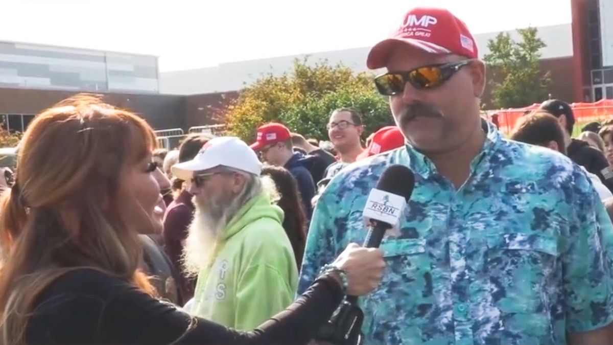 U.S. flag seller shoots down right-wing reporter: 'We have a lot of Democrat customers'