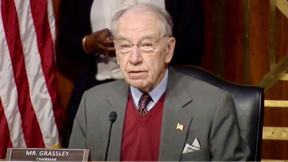 ‘Disingenuous dumpster fire’ Chuck Grassley blasted for saying Biden should ‘have control’ over House and Senate Dems