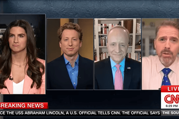 Kaitlan Collins traps Scott Jennings with one line about the Trump job he won't deny