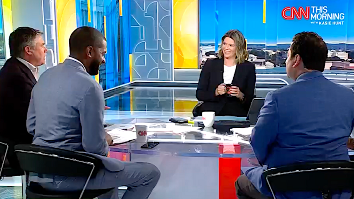 'Very generous': CNN host laughs at ex-Trump spokesman's attempt to defend 'dogs and cats'