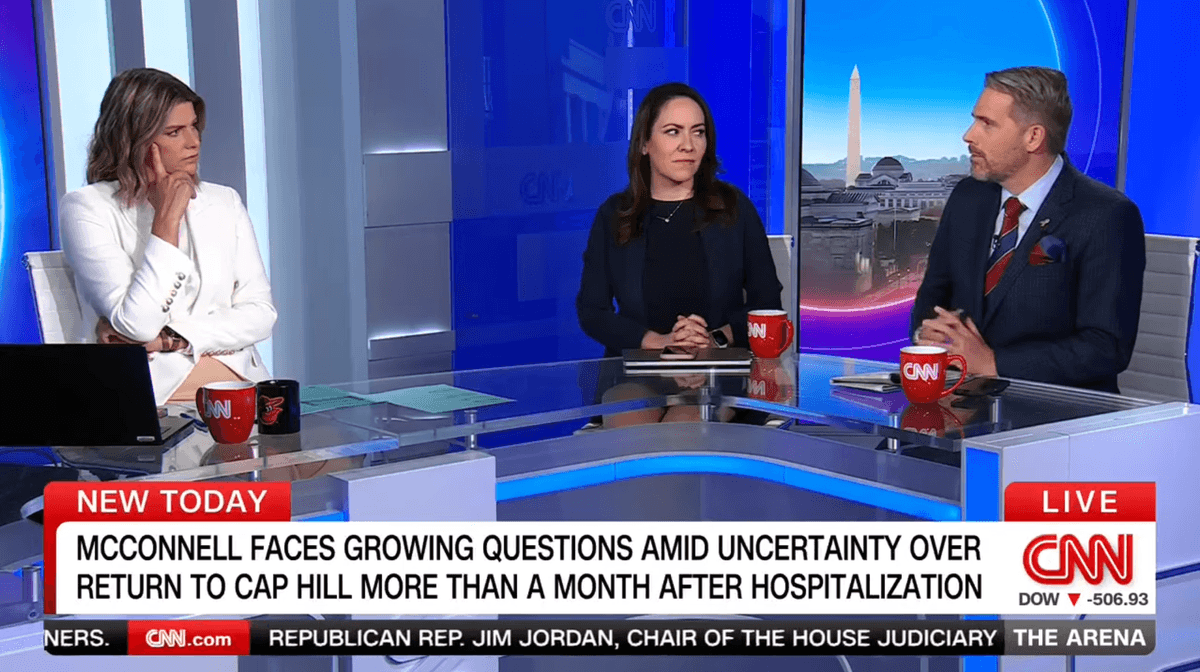 CNN's Kasie Hunt throws Scott Jennings' prediction about his old boss back in his face
