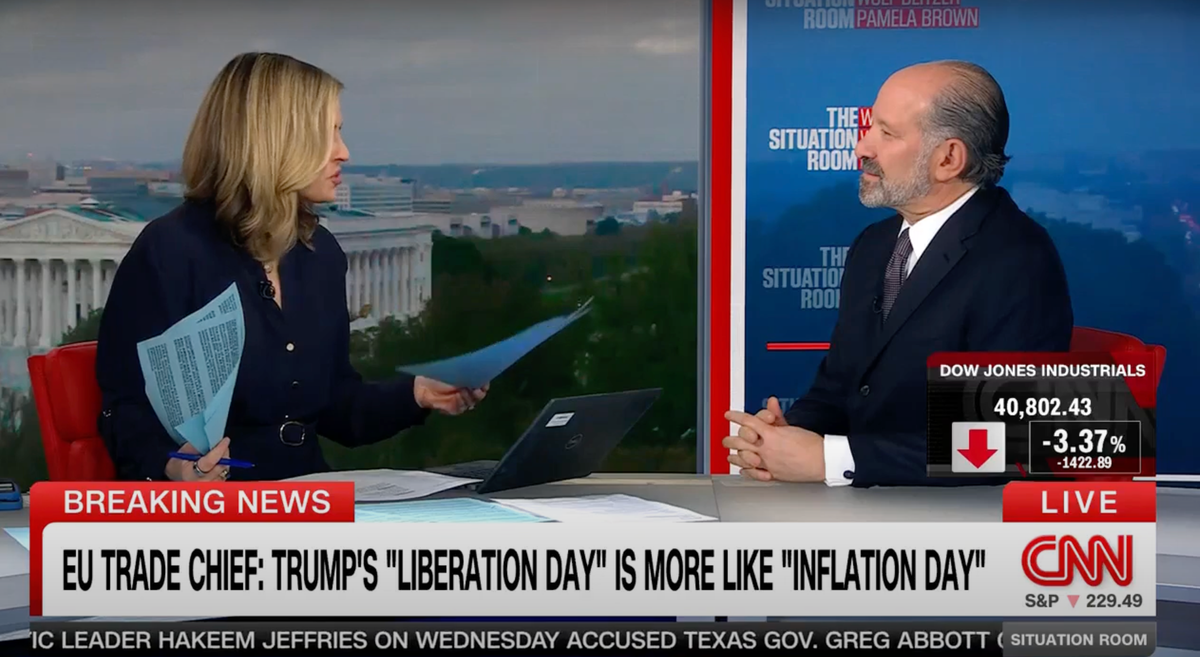 'They do!' CNN host waves proof in front of Trump official's face in dispute over lobsters