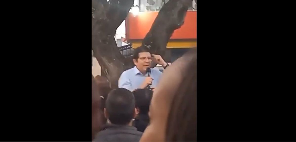 Watch: Colombian presidential candidate 'shot at an event'