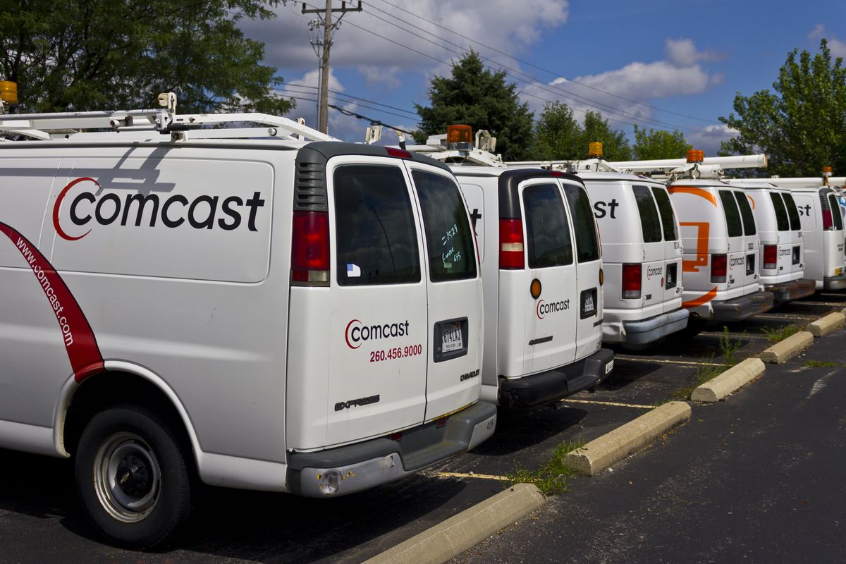 Multiple gunshots in Oakland trigger Comcast outage