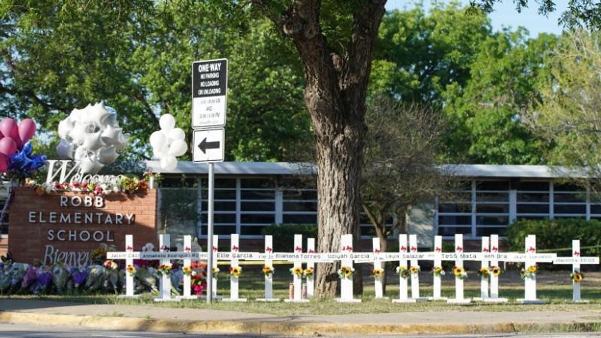 Uvalde teacher and her heartbroken husband buried next to each other in twin caskets: report