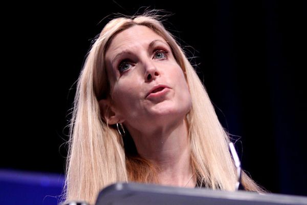 Ann Coulter skewers 'illiterate' Texas Gov. Gregg Abbott over Trump endorsement