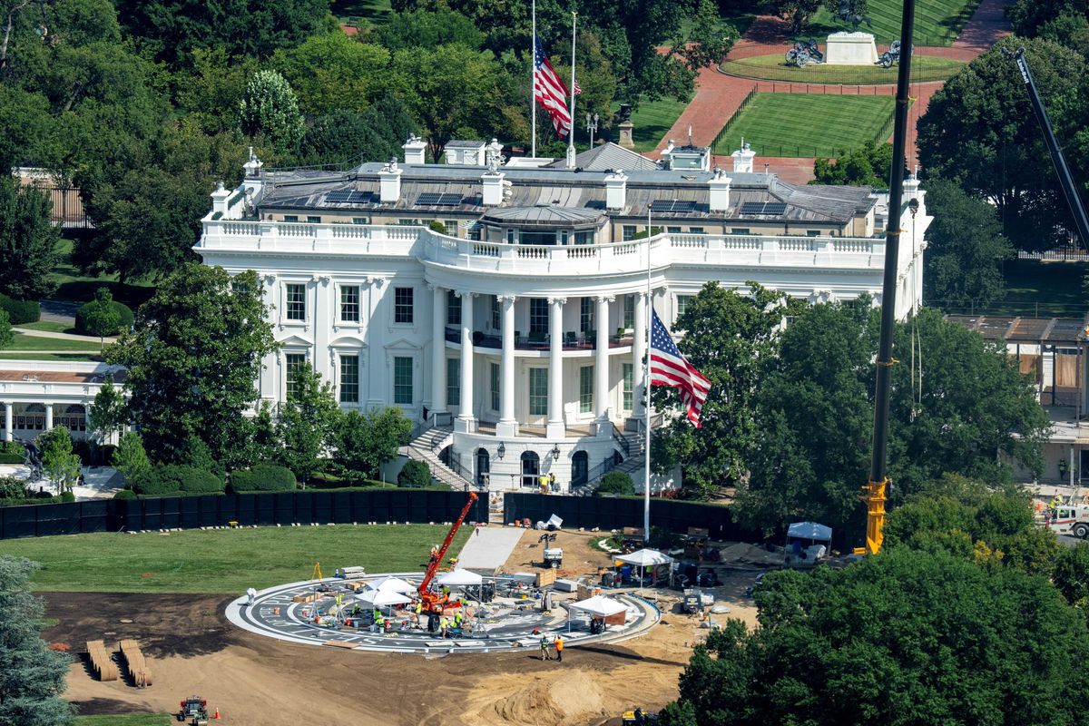 Trump launches bizarre renovation claim as White House 'skin is practically falling off'