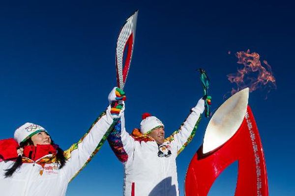 Iconic Sochi Olympics torch photos were faked