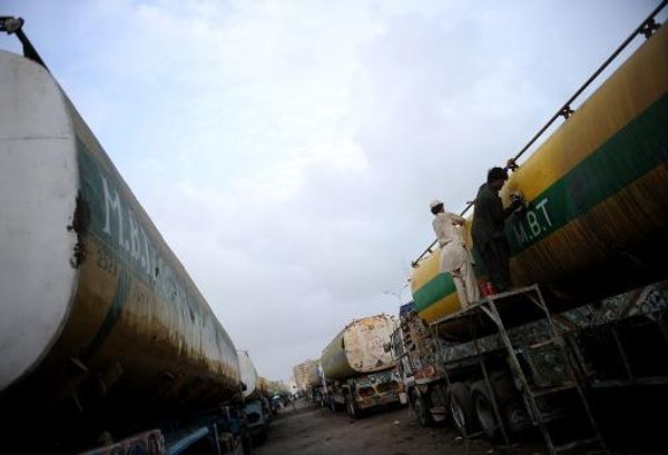 Gunmen shoot up NATO oil tanker in southwest Pakistan