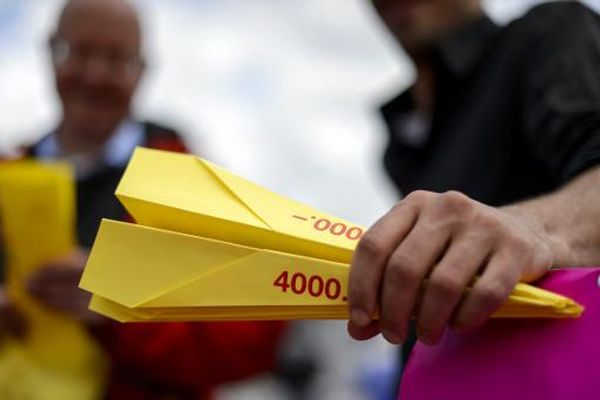 Swiss voters reject proposal increasing minimum wage to highest in world