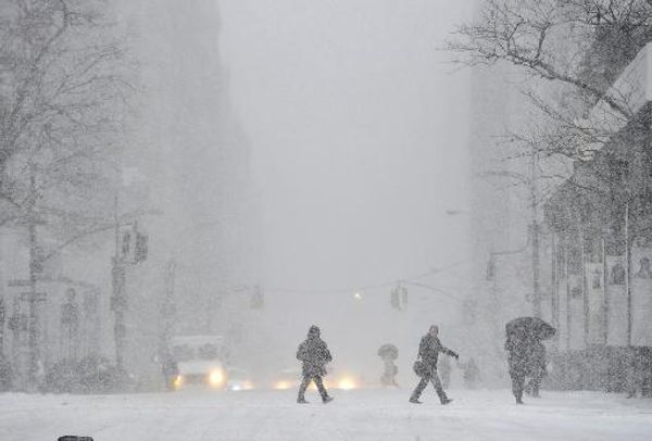 Major snowstorm slams northeastern U.S., with temps 10 to 25 degrees below average