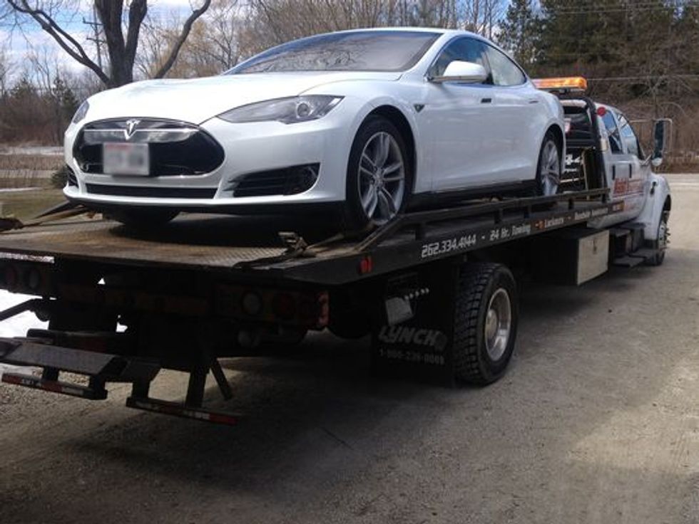 Milwaukee 'lemon law' king sues over defective Tesla Model S