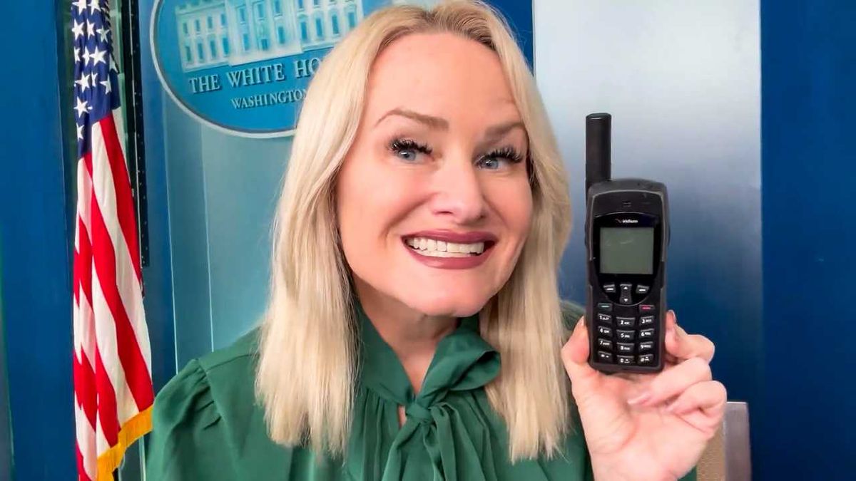 'Buy as much as you can': MAGA reporter hawks phones from White House in bizarre advert