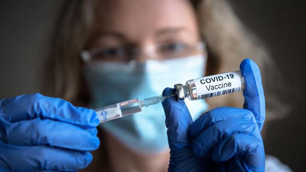 'Utterly Obscene': Just 8 Big Pharma investors became $10 billion richer after Omicron emerged